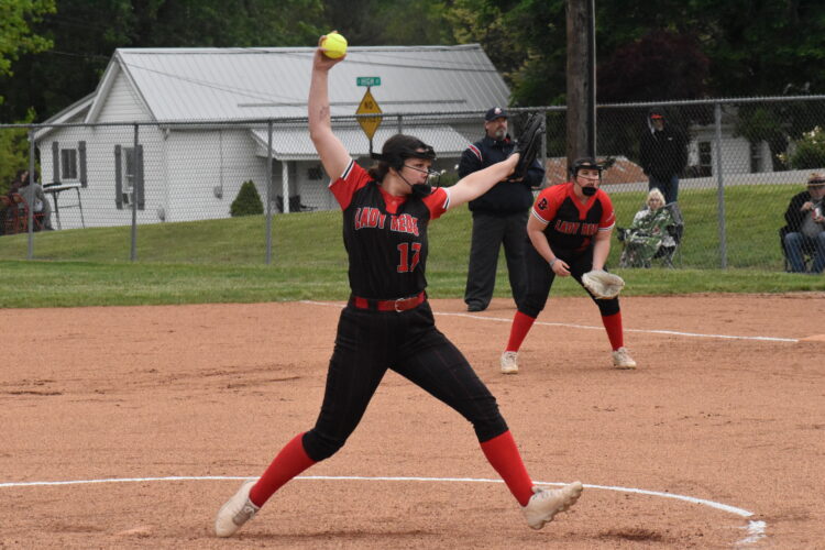 No. 5 Bellaire Knocks Off No. 2 Monroe Central In D-VI Sectional